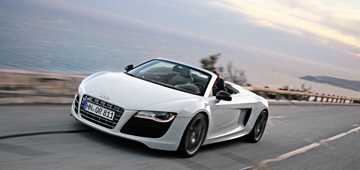 2010 AUDI R8 2D COUPE