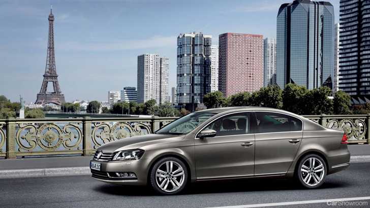 2010 VOLKSWAGEN PASSAT