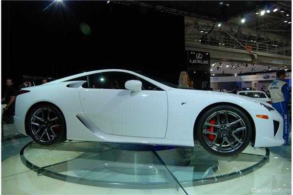 2010 LEXUS