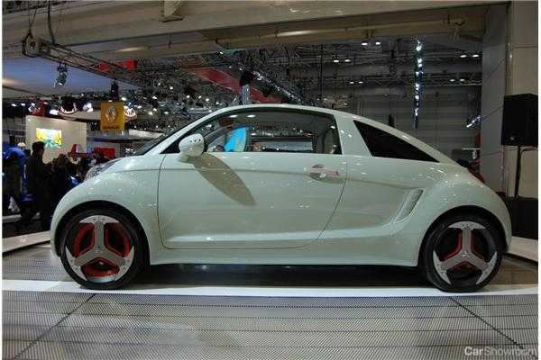 2010 MITSUBISHI