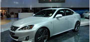 2010 LEXUS