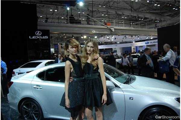 2010 LEXUS