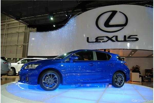 2010 LEXUS