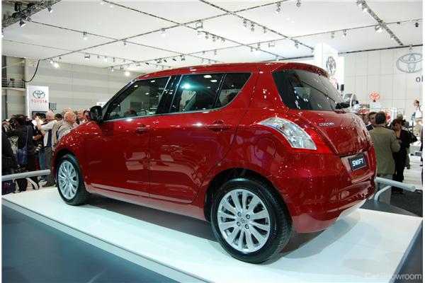2010 SUZUKI SWIFT
