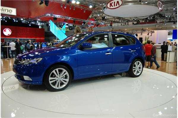 2010 KIA CERATO