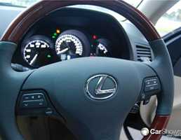 2010 LEXUS