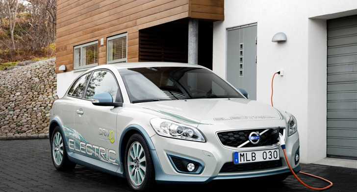 2010 VOLVO