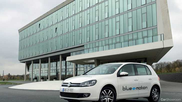 2010 VOLKSWAGEN GOLF