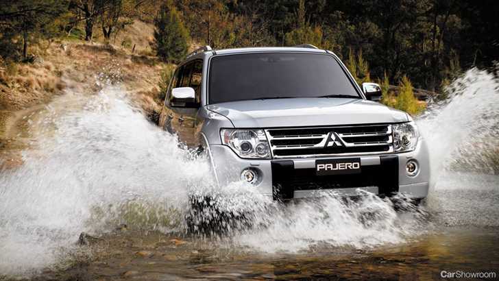 2010 MITSUBISHI PAJERO
