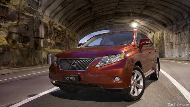 2010 LEXUS
