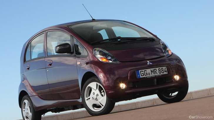 2010 MITSUBISHI