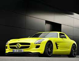 2010 MERCEDES-BENZ SLS 2D COUPE