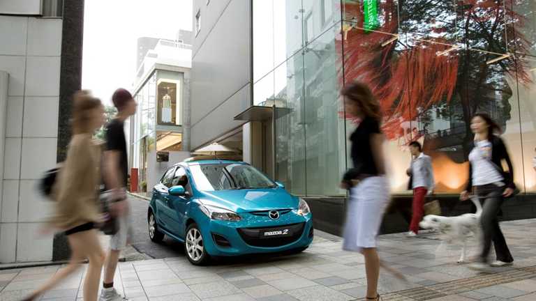 2010 MAZDA MAZDA2