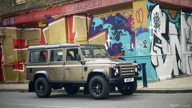 2011 LAND ROVER DEFENDER
