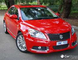 2010 SUZUKI KIZASHI
