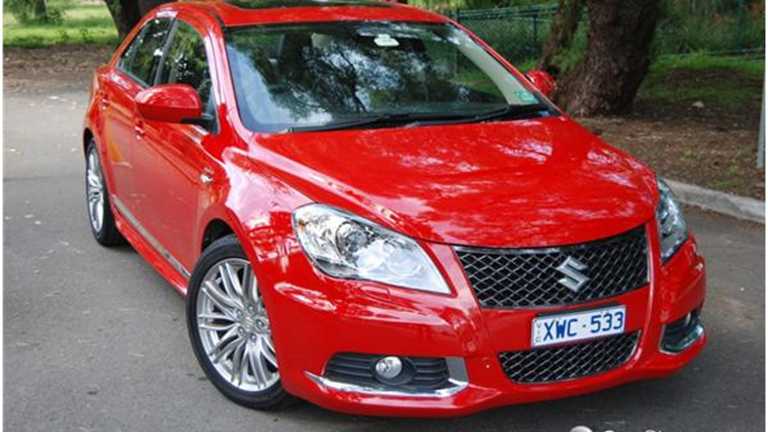 2010 SUZUKI KIZASHI