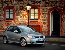2011 SUZUKI SX4