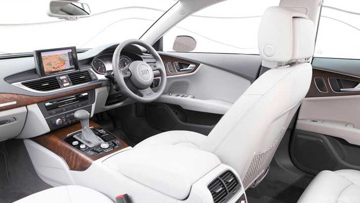 2011 AUDI
