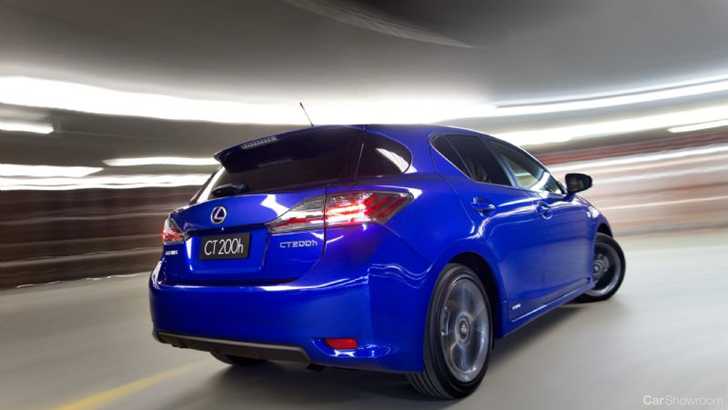 2011 LEXUS