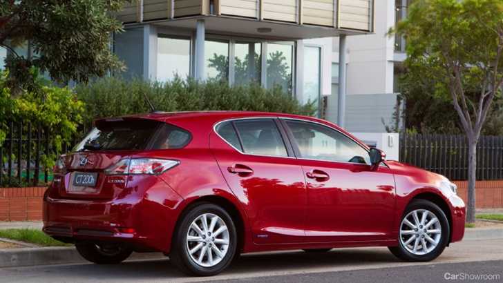 2011 LEXUS