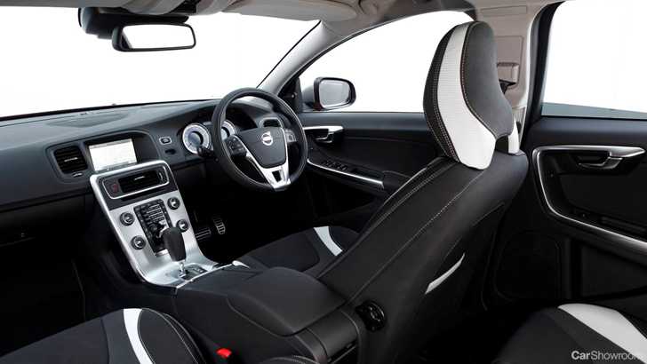 2011 VOLVO