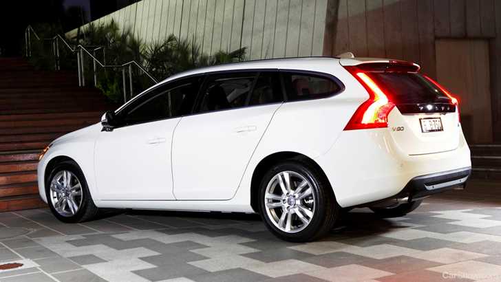 2011 VOLVO
