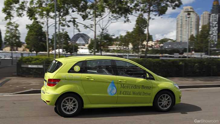2011 MERCEDES-BENZ