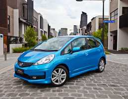2011 HONDA JAZZ