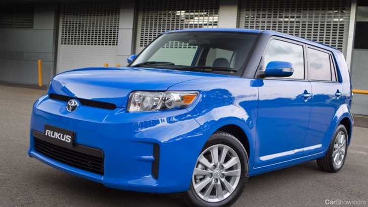 2011 TOYOTA