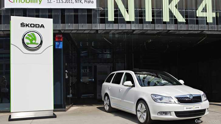 2011 SKODA OCTAVIA 4D WAGON