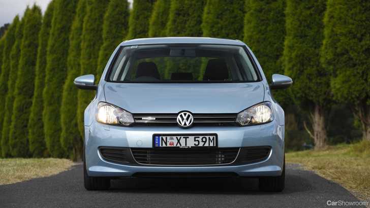 2011 VOLKSWAGEN GOLF