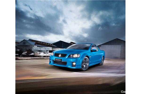 2011 HOLDEN