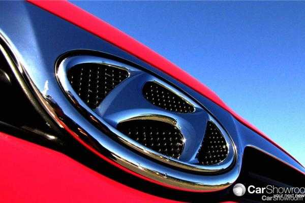 2011 HOLDEN