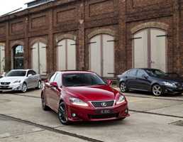 2011 LEXUS