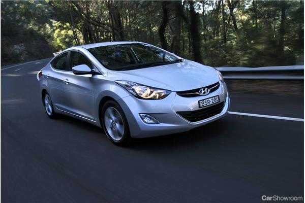 2011 HYUNDAI ELANTRA 4D SEDAN