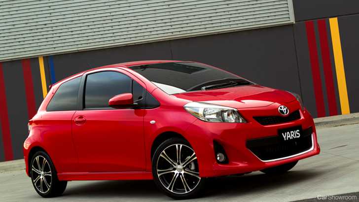 2011 TOYOTA YARIS