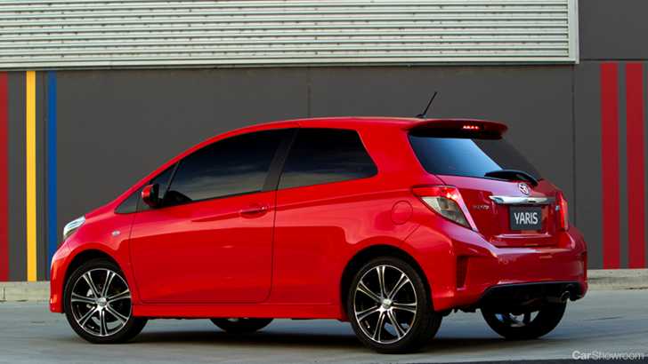 2011 TOYOTA YARIS