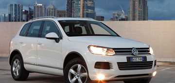 2011 VOLKSWAGEN TOUAREG
