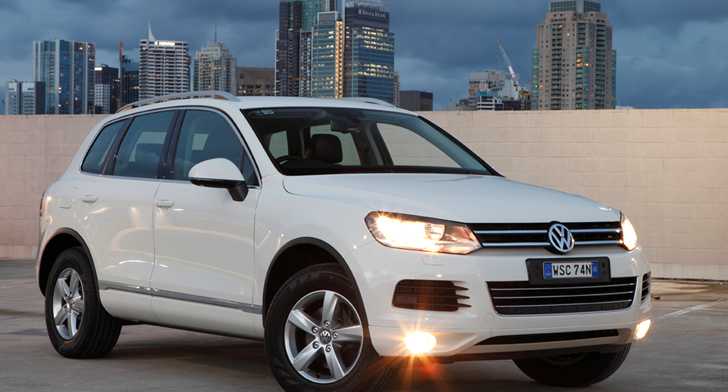 2011 VOLKSWAGEN TOUAREG