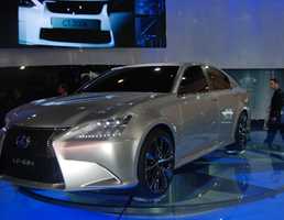 2011 LEXUS