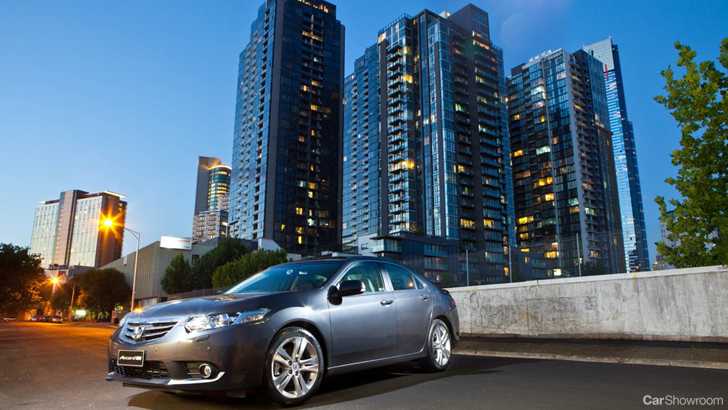 2011 HONDA ACCORD EURO