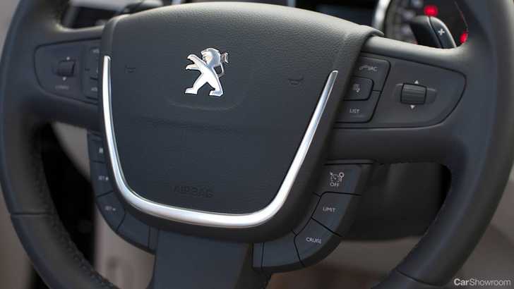 2011 PEUGEOT