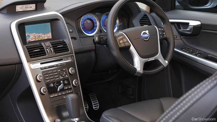2011 VOLVO XC60 4D WAGON