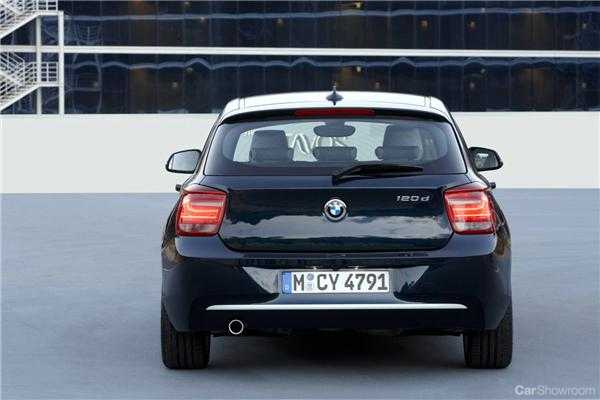 2011 BMW 1