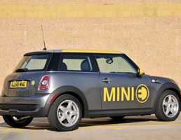 2011 MINI COOPER