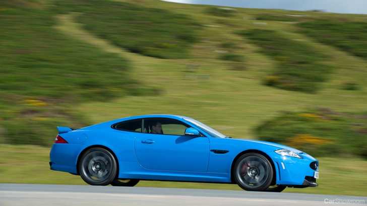 2011 JAGUAR XKR