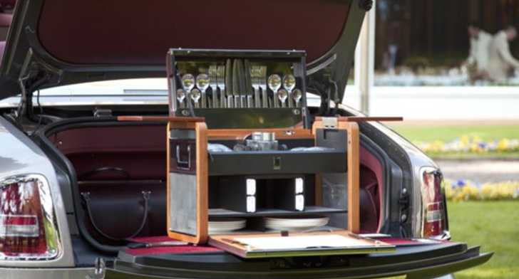 2011 ROLLS-ROYCE