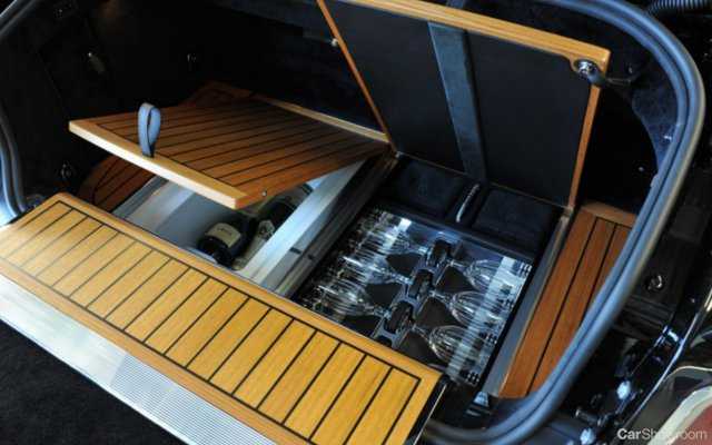 2011 ROLLS-ROYCE