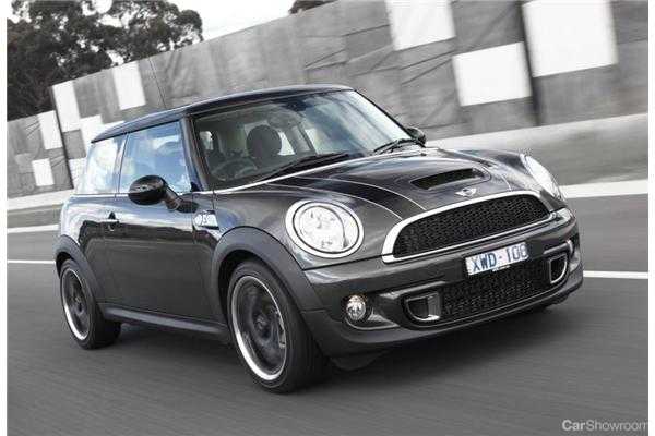 2011 MINI