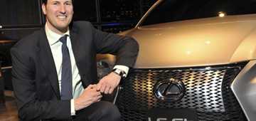 2011 LEXUS